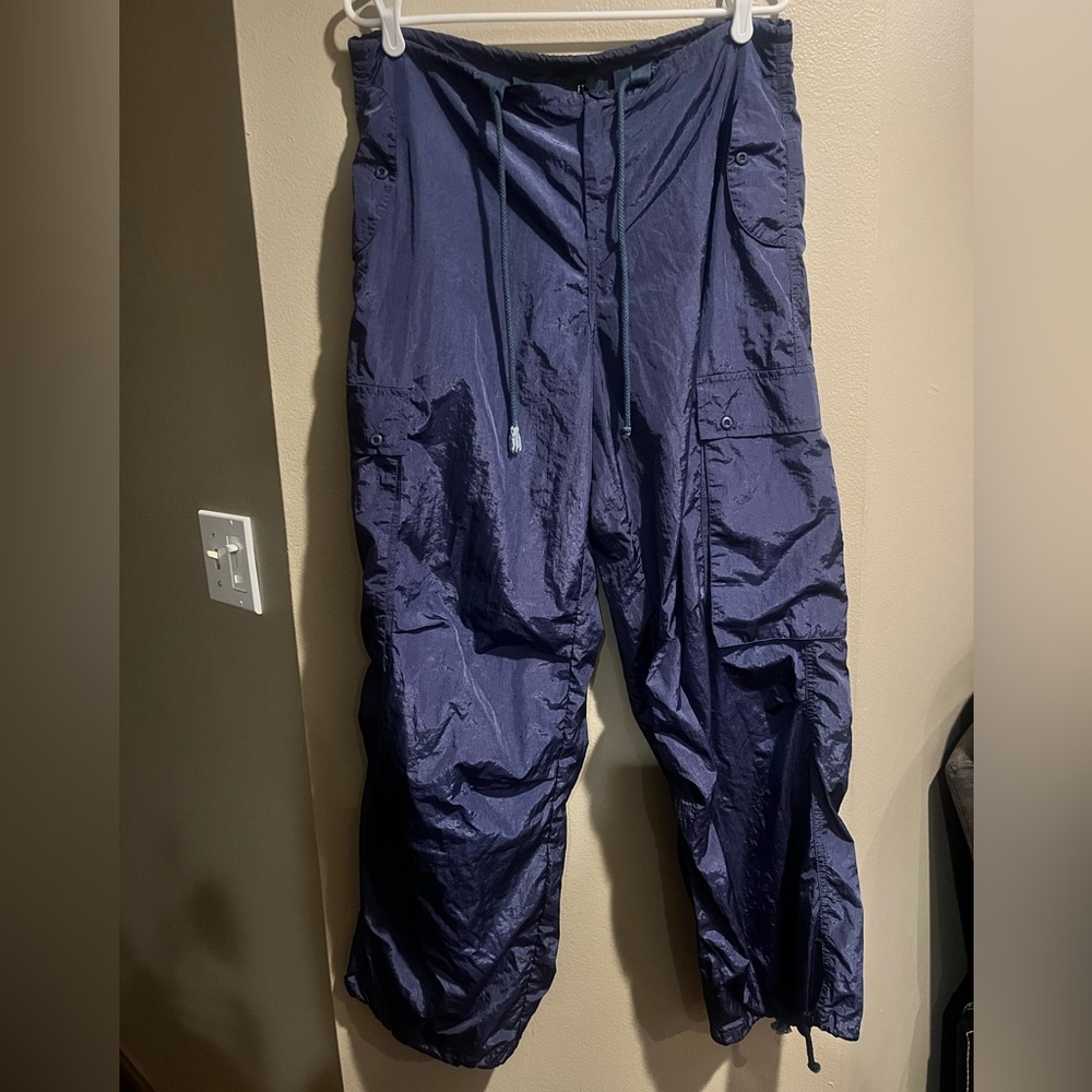 NWOT ET TIGRE nylon cargo pants size S/M